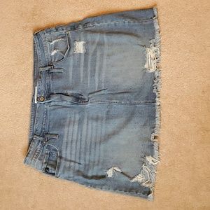 KanCan size 18 raw hem destructed denim mini skirt